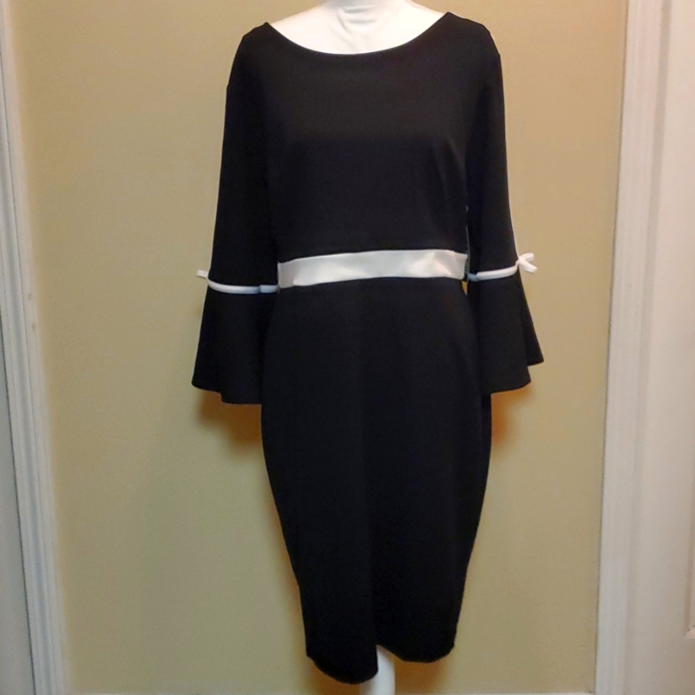 Women's Sheath Black w/White Trim Dress Bell Sleeves